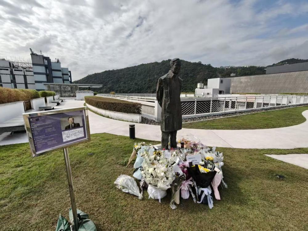 bac129b24e1471553b3a08e2ed23b047