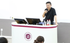 【创新领航讲座】“口腔专业学生职业规划第一课”顺利开讲：深圳市口腔医疗协会会长陈忠瑜分享口腔医生成长之路