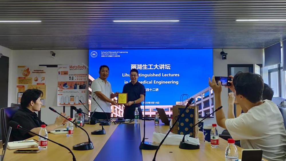 b13a9bc487934700cbb84f0a676650c6