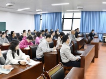 JVID
教学实验中心及公共平台举行新学期工作会议