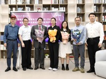 JVID
“新闻发布医席谈”访谈朱卫国教授团队