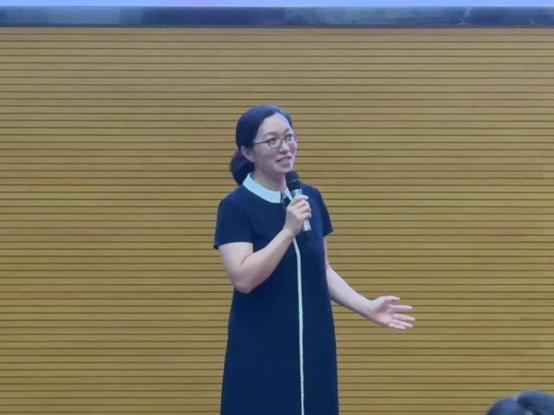 a2c0658bb79e44017fb31249436854e8