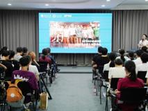 JVID
“思政第一课”鼓励新生创作自己的奇迹故事