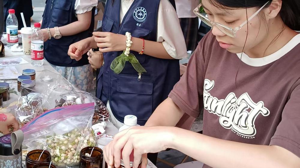 0d95dca1729bf9755da40dff213995f