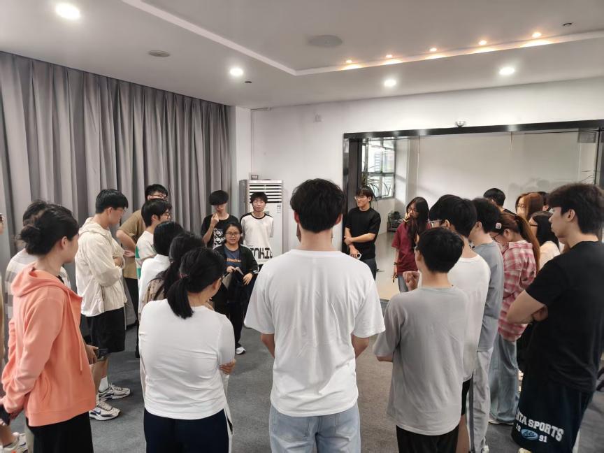 83e29ac4c4e3b8158abd695565f72b1